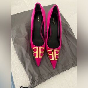 Balenciaga Women's Pink Pumps